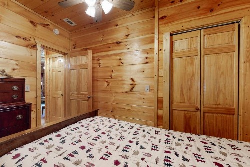 Kingdom Cabin #2 - image 7