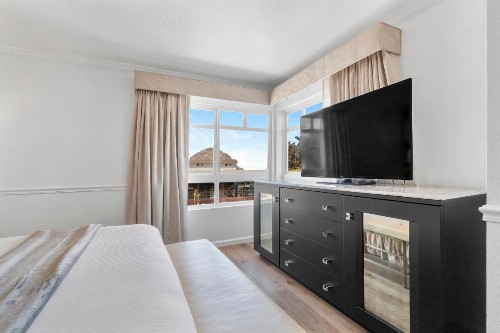 Ascot Suites - image 22
