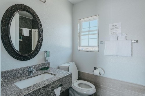Sea Air Inn & Suites - Downtown Morro Bay - image 20
