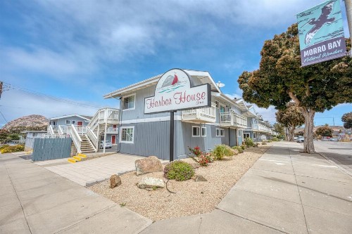 Harbor House Inn - image 17
