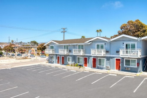 Harbor House Inn - image 21