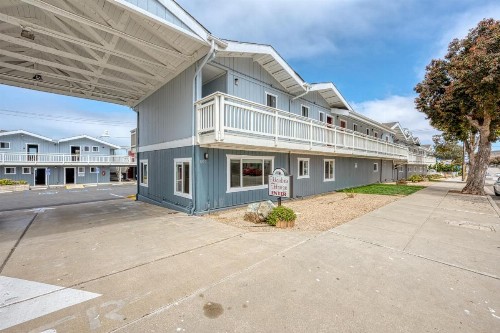 Harbor House Inn - image 42
