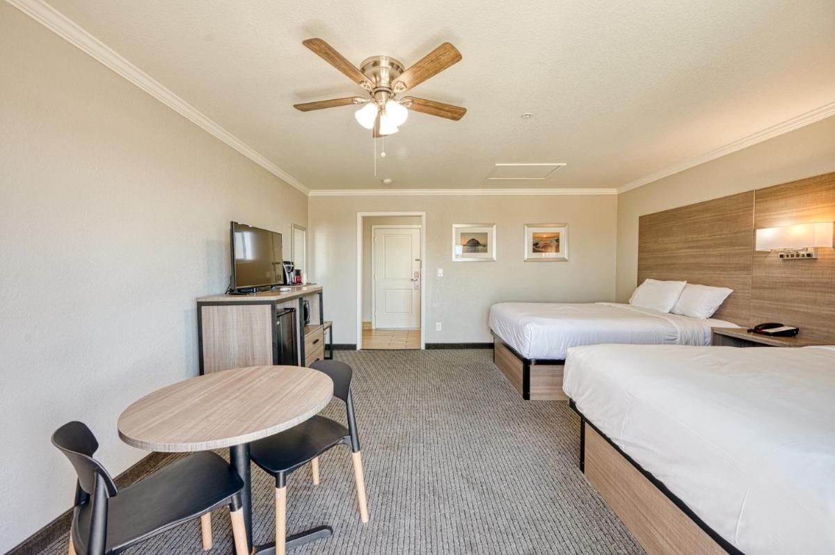 Harbor House Inn - image 5