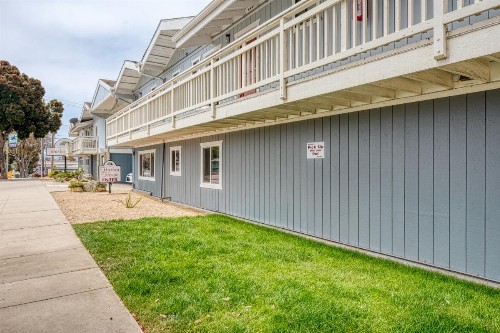 Harbor House Inn - image 8