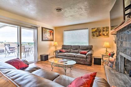 Moses Lake Family Home with Deck and Fire Pit!