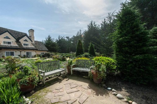 Seal Cove Inn - image 26