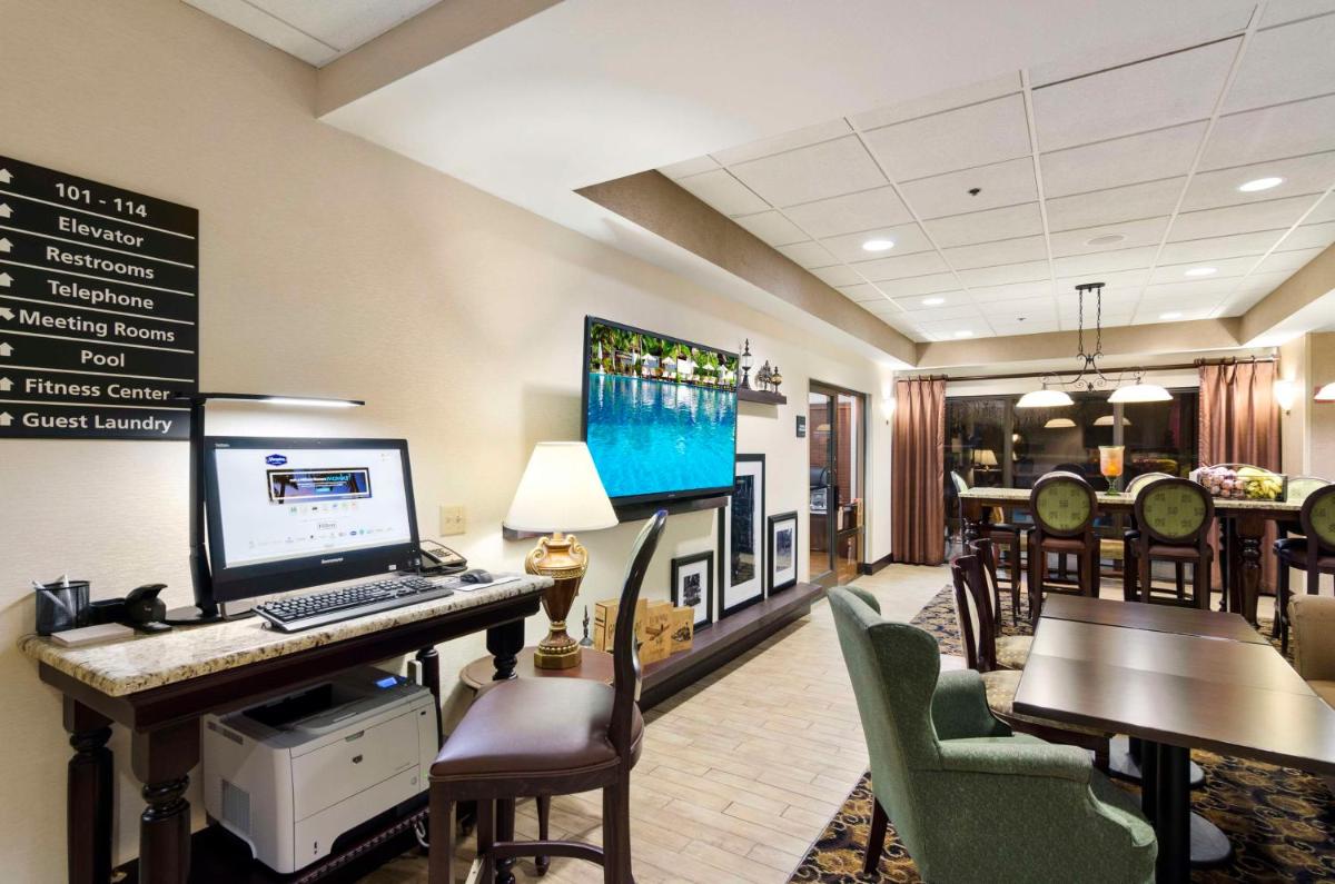 Hampton Inn Mount Dora - image 2