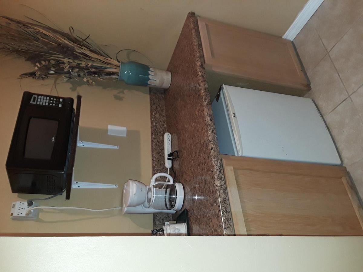 Budget Lodge Mount Dora - image 7