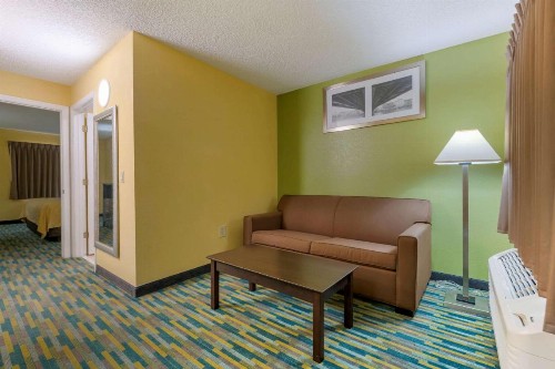 Quality Inn & Suites Mt Dora North - image 28