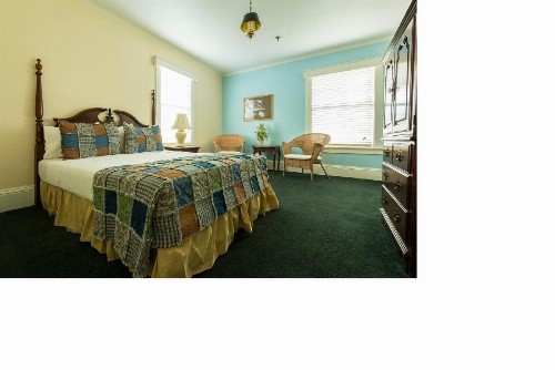 Lakeside Inn on Lake Dora - image 3