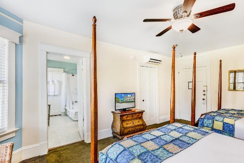 Lakeside Inn on Lake Dora - image 8