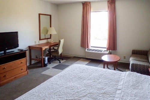Comfort Inn & Suites Mt. Holly - Westampton - image 37