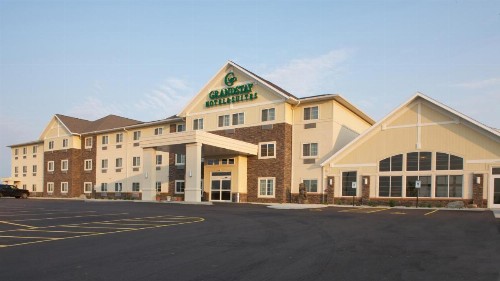 Grandstay Hotel and Suites - image 28
