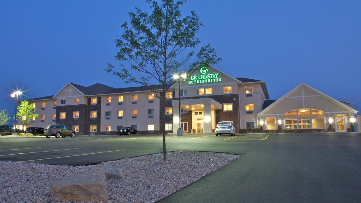 Grandstay Hotel and Suites - image 6