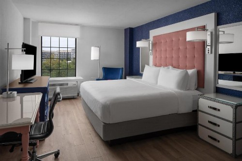 Hotel Indigo Charleston - Mount Pleasant an IHG Hotel - image 12