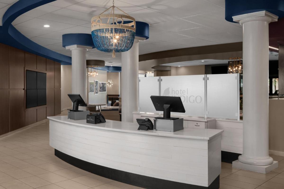 Hotel Indigo Charleston - Mount Pleasant an IHG Hotel - image 2
