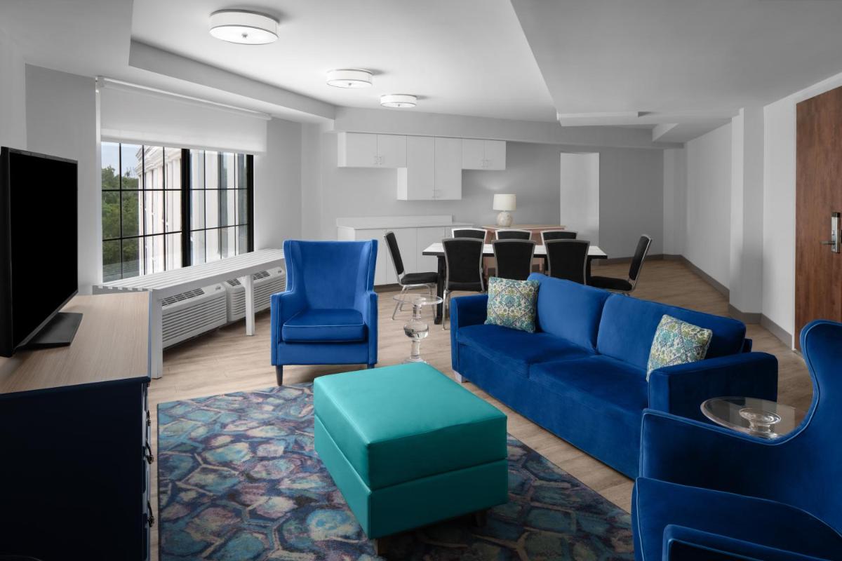 Hotel Indigo Charleston - Mount Pleasant an IHG Hotel - image 3