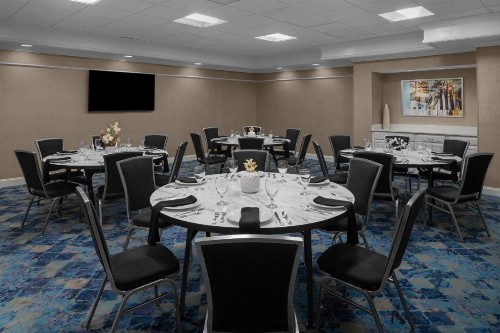 Hotel Indigo Charleston - Mount Pleasant an IHG Hotel - image 7