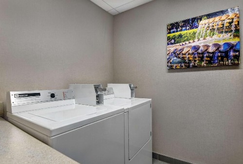 Hampton Inn Patriots Point - image 43