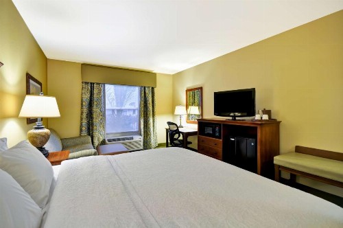 Hampton Inn & Suites Charleston/Mt. Pleasant-Isle Of Palms - image 21