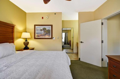 Hampton Inn & Suites Charleston/Mt. Pleasant-Isle Of Palms - image 23
