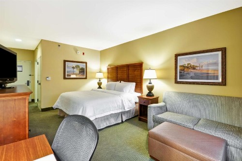 Hampton Inn & Suites Charleston/Mt. Pleasant-Isle Of Palms - image 30