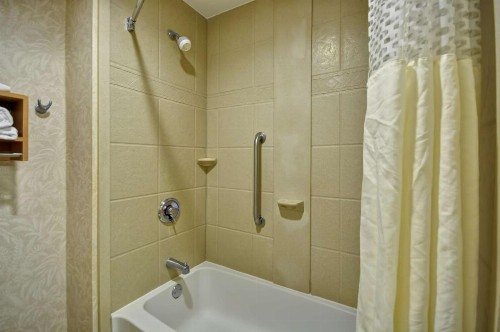 Hampton Inn & Suites Charleston/Mt. Pleasant-Isle Of Palms - image 32
