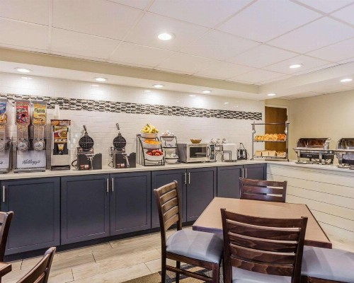 Quality Inn Mt. Pleasant – Charleston - image 5