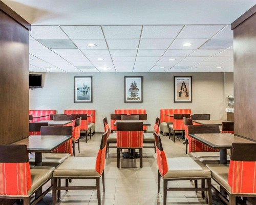 Comfort Suites at Isle of Palms Connector - image 36