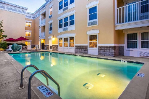 Comfort Suites at Isle of Palms Connector - image 39