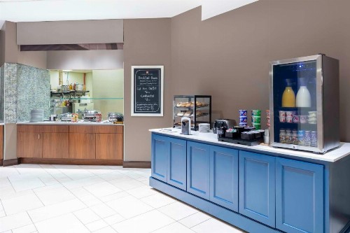 Hilton Garden Inn Charleston / Mt. Pleasant - image 2