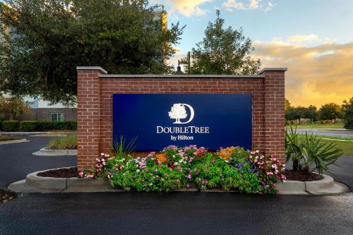 DoubleTree by Hilton Charleston Mount Pleasant - image 26