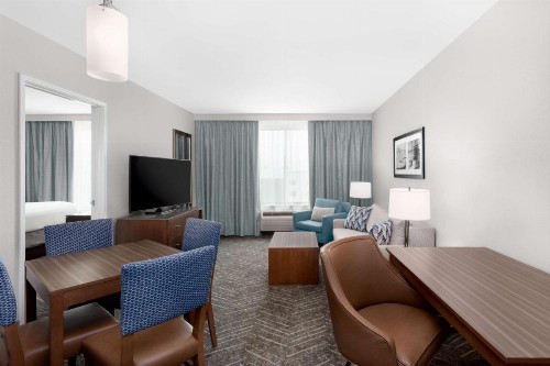 DoubleTree by Hilton Charleston Mount Pleasant - image 4