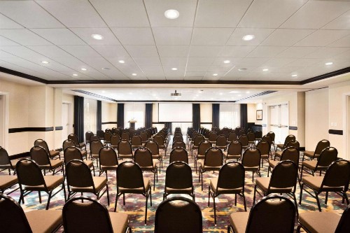 DoubleTree by Hilton Charleston Mount Pleasant - image 40