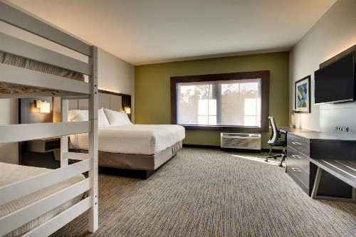 Holiday Inn Express & Suites Charleston NE Mt Pleasant US17 an IHG Hotel - image 23
