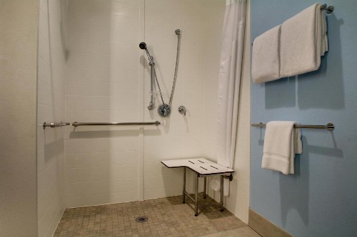 Holiday Inn Express & Suites Charleston NE Mt Pleasant US17 an IHG Hotel - image 36