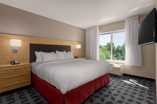 TownePlace Suites by Marriott Charleston Mt. Pleasant - image 3