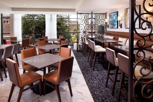 Hyatt Place Mount Pleasant Towne Centre - image 13