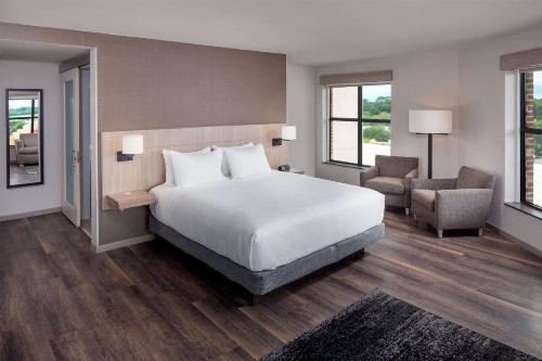 Hyatt Place Mount Pleasant Towne Centre - image 14