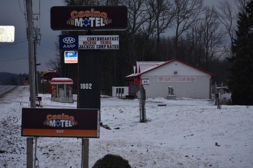 Casino Motel - image 4