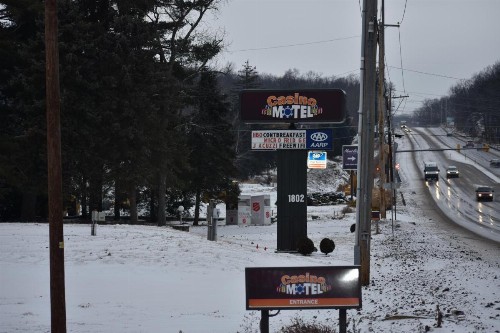 Casino Motel - image 5