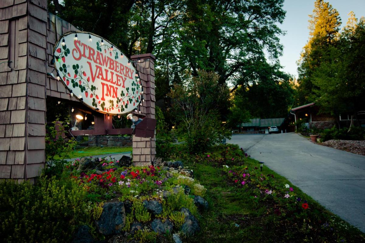 Strawberry Valley Inn - image 5