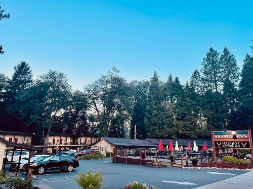 Shasta Inn - image 17