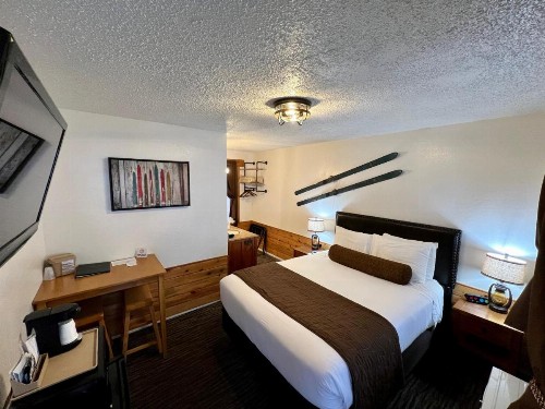 Shasta Inn - image 18