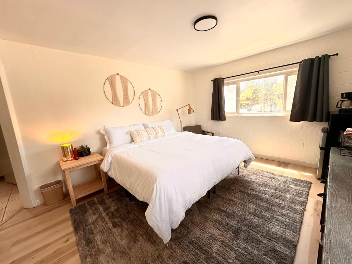 Alpine Lodge - image 2