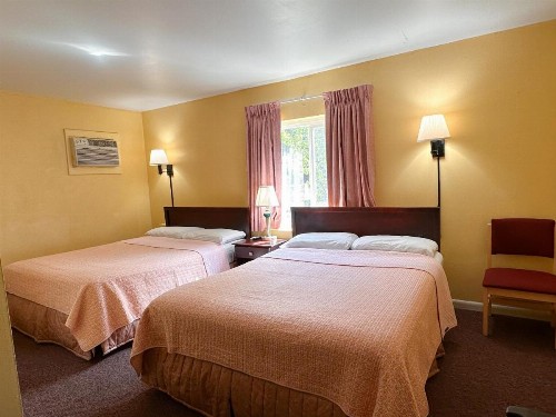Alpine Lodge - image 33