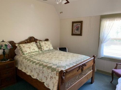 Mount Shasta Ranch Bed and Breakfast - image 12