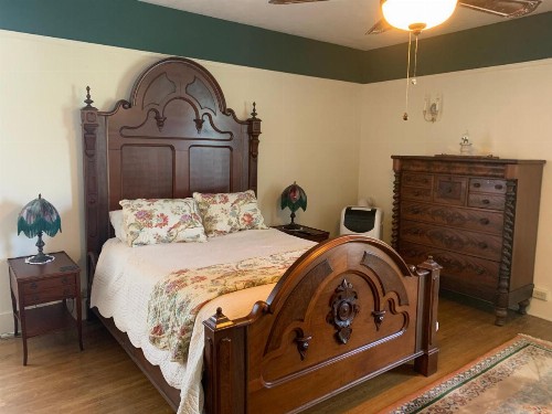 Mount Shasta Ranch Bed and Breakfast - image 39