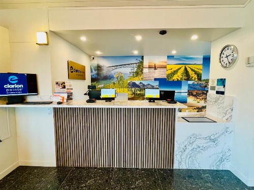 Best Western College Way Inn - image 9
