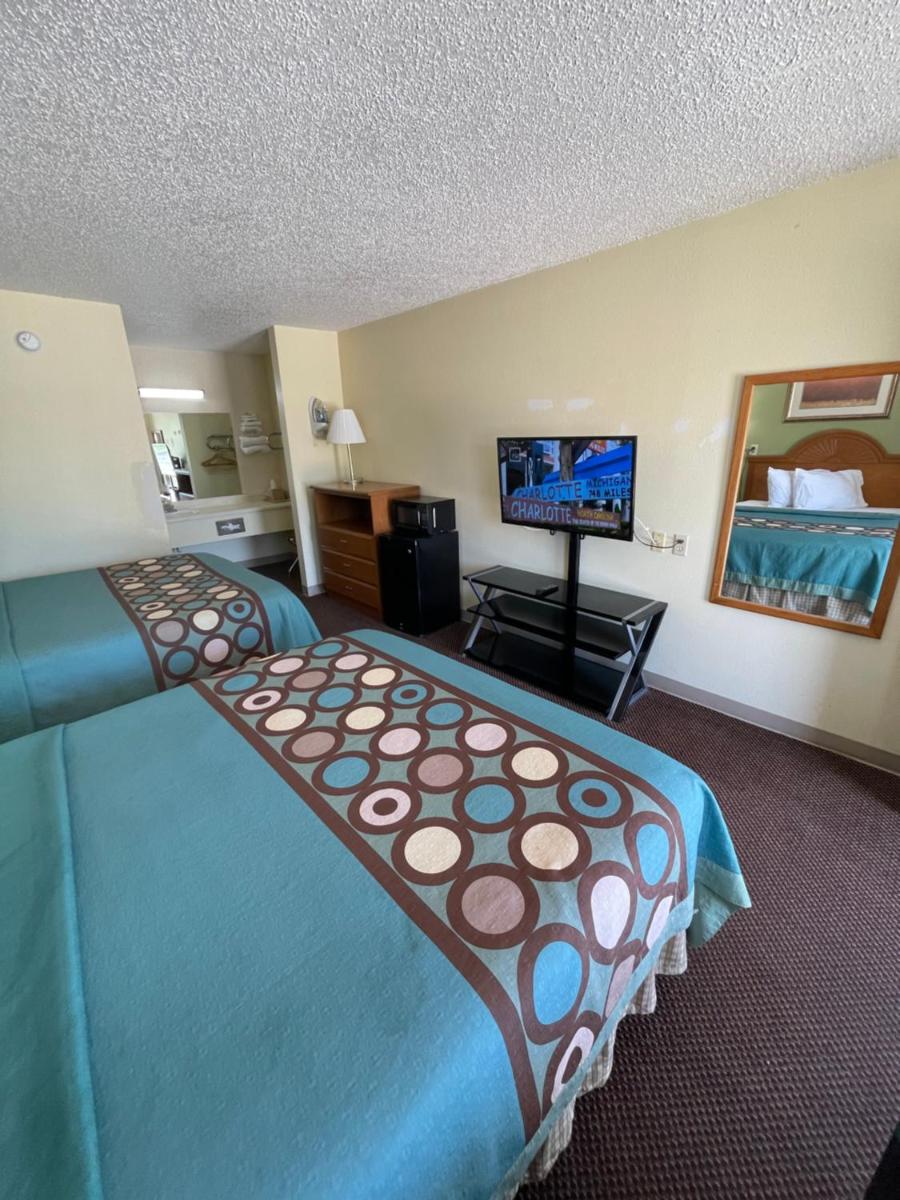 Executive Inn - image 3